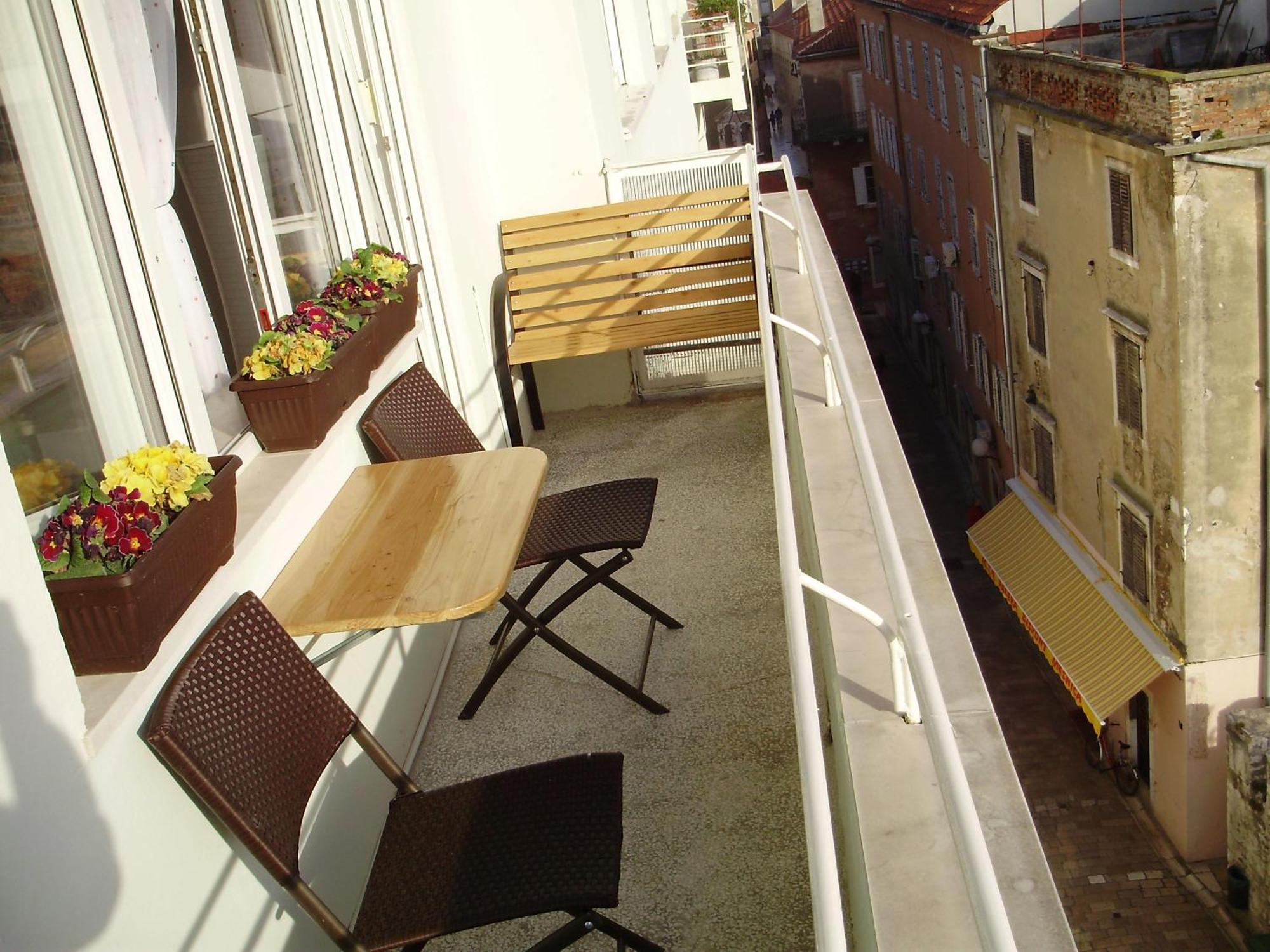 City Center Accommodation Zadar Exteriör bild